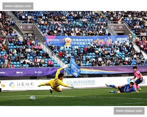 苏超赛场惊现 “江南四大才子”！魔性混搭经典音乐引爆全场笑点